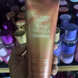 Crema Bare Vanilla Vacation