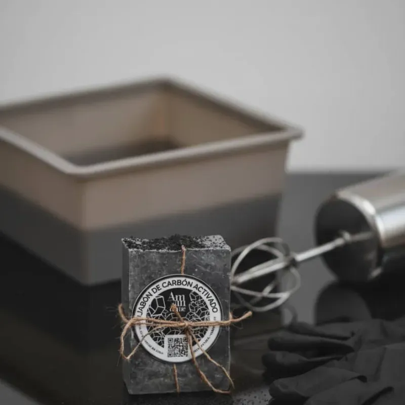 Jabón de Carbón Activado