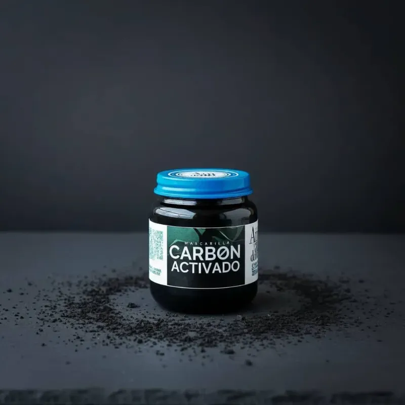 Mascarilla de carbon activado