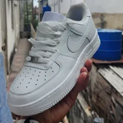 Nike force colaboración con dreik