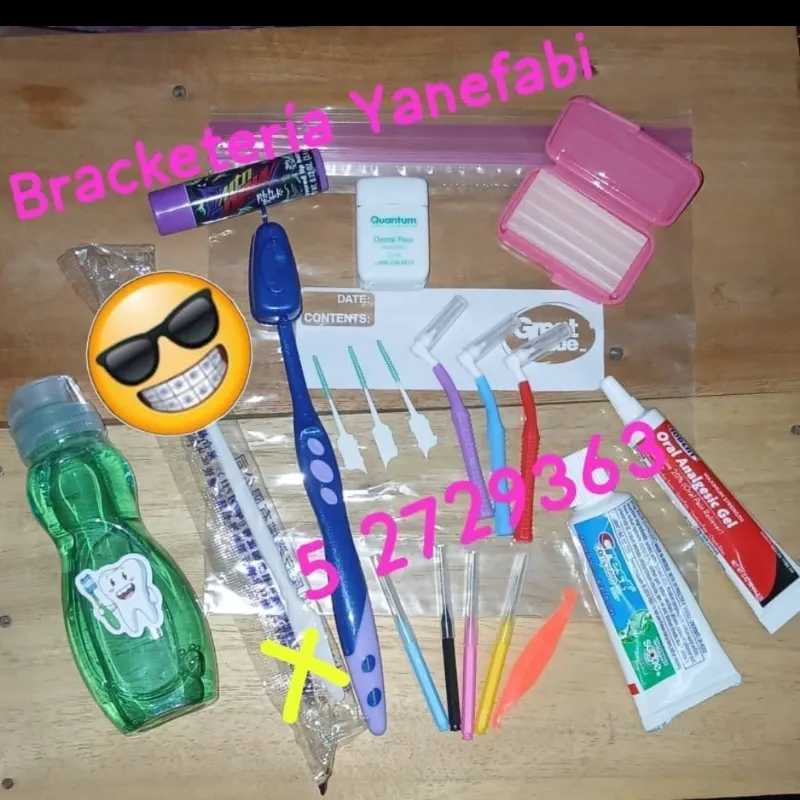🔥😁 ¡EL KIT QUE TODA PERSONA CON BRACKETS NECESITA! 😁🔥 ✨ Olvídate del dolor, la incomodidad y la mala higiene con este SÚPER KIT ORTODÓNCICO COMPLETO ✨ 💥 Incluye TODO para cuidar tu sonrisa: ✅ Cera para rozaduras y peladuras ✅ 5 cepillos interdentales ✅ 2 cepillos intraorales ✅ Pasta dental Colgate ✅ Analgésico oral con anestesia ✅ Hilo dental + enhebrador ✅ Cepillo dental con tapa ✅ Enjuague bucal premium ✅ Bálsamos labiales deliciosos 🍫🥤 sabores chocolate Hershey’s y Pepsi ✅ Colocador de ligas ✅ Cartera portátil para llevarlo a todas partes 🎒✨ 💙 Ideal para la escuela, trabajo, viajes o usar todos los días. 🚨 ¡SÚPER PROMOCIÓN POR TIEMPO LIMITADO! 🚨 📲 Pídelo HOY y lleva tu limpieza dental al siguiente nivel. 🔥 Cómodo • Práctico • Completo • Irresistible 🔥