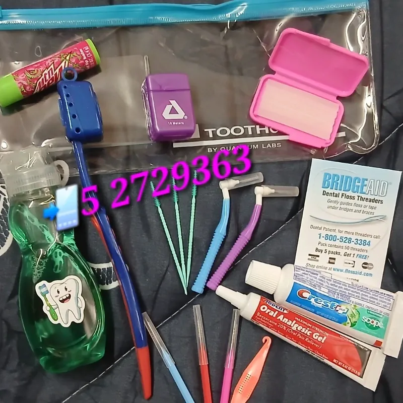 🔥😁 ¡EL KIT QUE TODA PERSONA CON BRACKETS NECESITA! 😁🔥 ✨ Olvídate del dolor, la incomodidad y la mala higiene con este SÚPER KIT ORTODÓNCICO COMPLETO ✨ 💥 Incluye TODO para cuidar tu sonrisa: ✅ Cera para rozaduras y peladuras ✅ 5 cepillos interdentales ✅ 2 cepillos intraorales ✅ Pasta dental Colgate ✅ Analgésico oral con anestesia ✅ Hilo dental + enhebrador ✅ Cepillo dental con tapa ✅ Enjuague bucal premium ✅ Bálsamos labiales deliciosos 🍫🥤 sabores chocolate Hershey’s y Pepsi ✅ Colocador de ligas ✅ Cartera portátil para llevarlo a todas partes 🎒✨ 💙 Ideal para la escuela, trabajo, viajes o usar todos los días. 🚨 ¡SÚPER PROMOCIÓN POR TIEMPO LIMITADO! 🚨 📲 Pídelo HOY y lleva tu limpieza dental al siguiente nivel. 🔥 Cómodo • Práctico • Completo • Irresistible 🔥