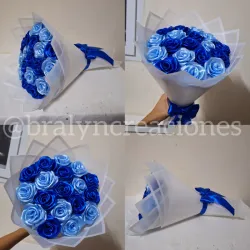 Ramo de 19 Rosas Eternas