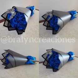 Ramo de 6 Rosas Eternas