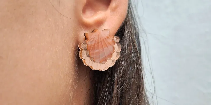 Aretes pequeños Conchas rosadas
