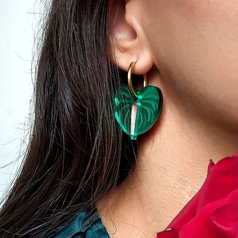 Argollas con Anthurium Color Verde espejado 