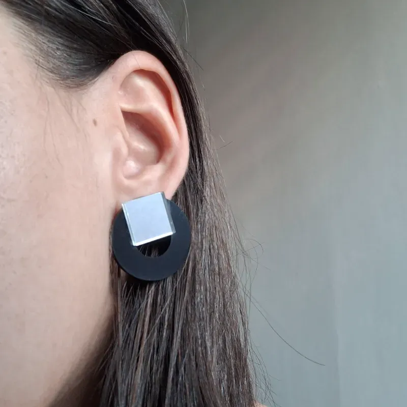 Bauhaus circulo cuadrado Plateado