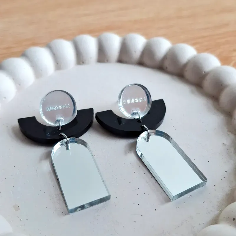 Bauhaus Flaq Plateado