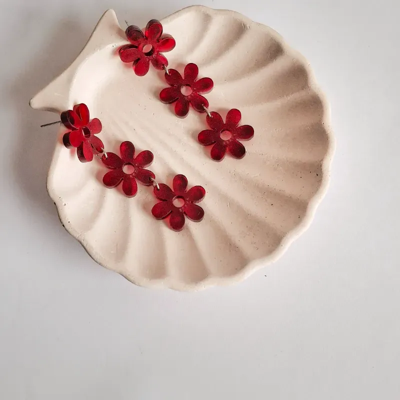 Flores largas rojo traslúcido