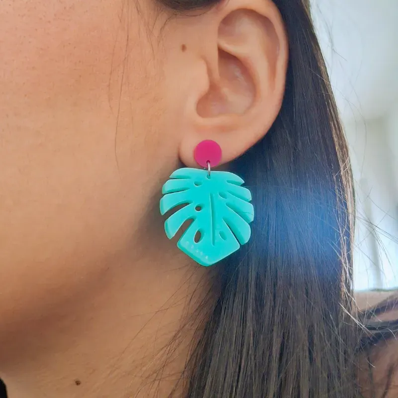 Monsteras medianas azul turquesa