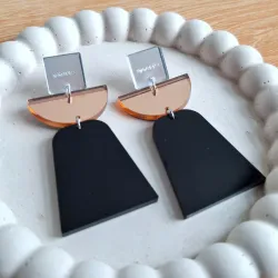 M cuadrado plateado, oro rosa, negro