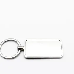 Llavero rectangular de metal