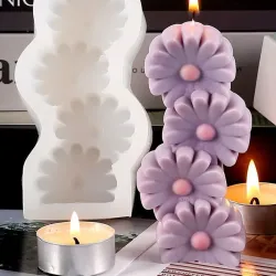 Vela en forma de flores en vertical (2)