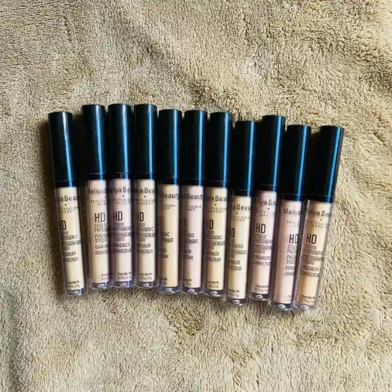 Corrector mini ✨