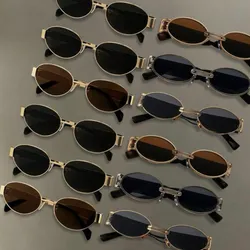 Gafas retro a la moda🖤