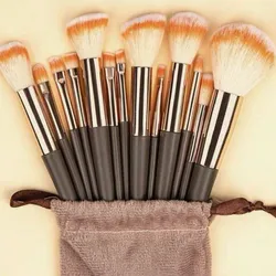 Juego de 13 brochas de maquillaje 🤎