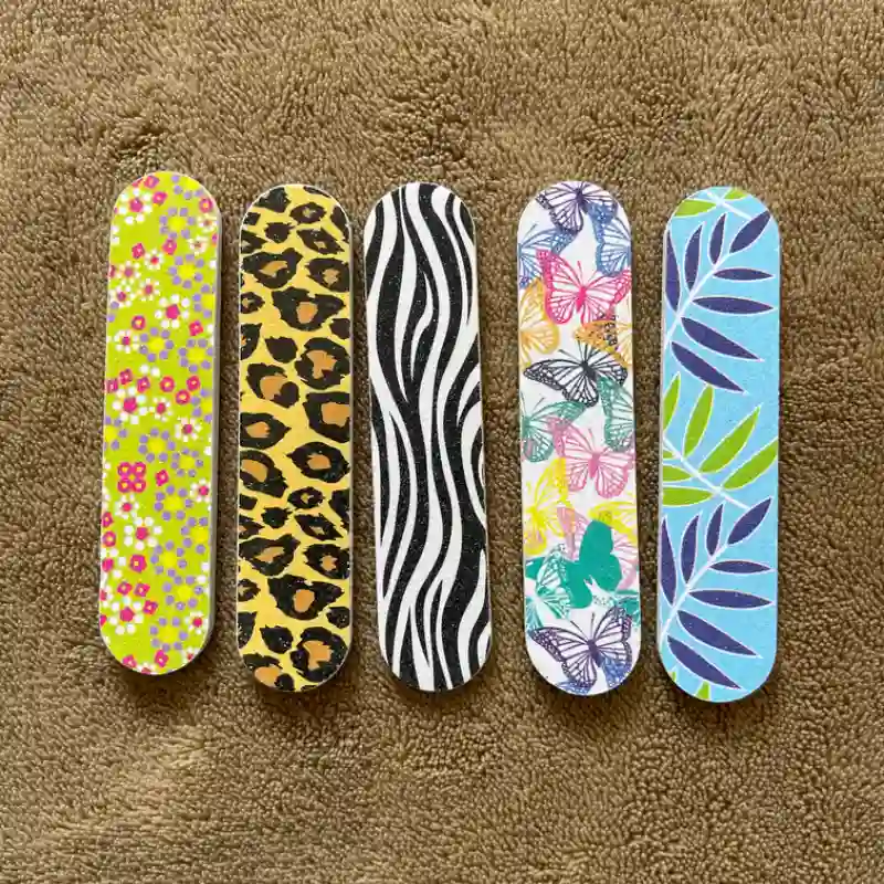 Lima de uñas mini 💅