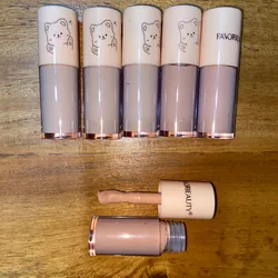 ✨Corrector de ojeras de aplicador grueso✨