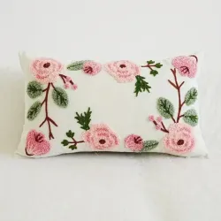 Cojin de rosas bordado 