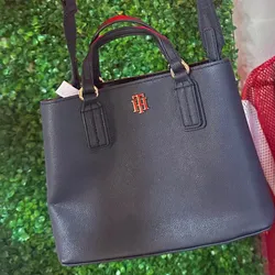 Cartera marca tommy