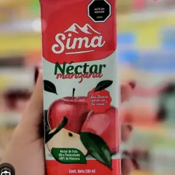 Jugos de manzana ( cajita)