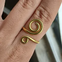 Anillo con curvas (2mm)