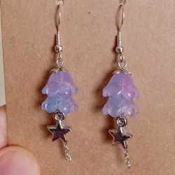 Aretes de campanilla y dije