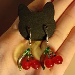 Aretes de cereza (ver. 2) 