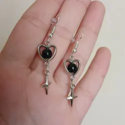 Aretes de corazón y brillito
