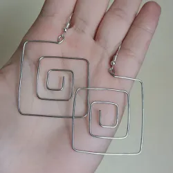 Aretes de espirales cuadradas