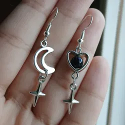 Aretes de Luna y corazón