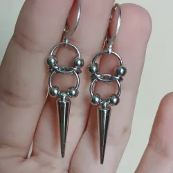 Aretes de púa con chainmail