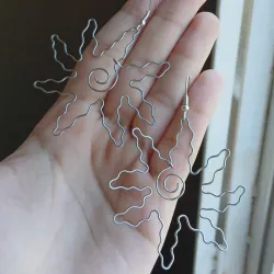 Aretes de Sol (rayos curvos)