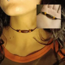 Gargantilla de hilo y madera 🪵