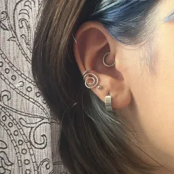 Gitanilla para la oreja (ver. por fuera)