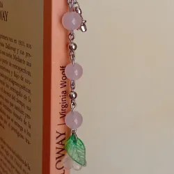 Marcador de cadena con campanilla