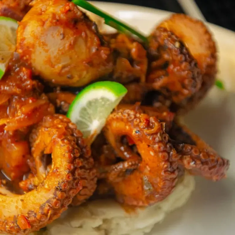 Pulpo Enchilado