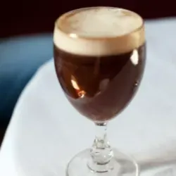 𝐂𝐚𝐟é 𝐀𝐦𝐞𝐫𝐢𝐜𝐚𝐧𝐨