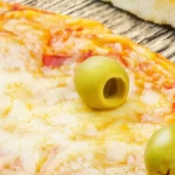 Pizza Con aceituna