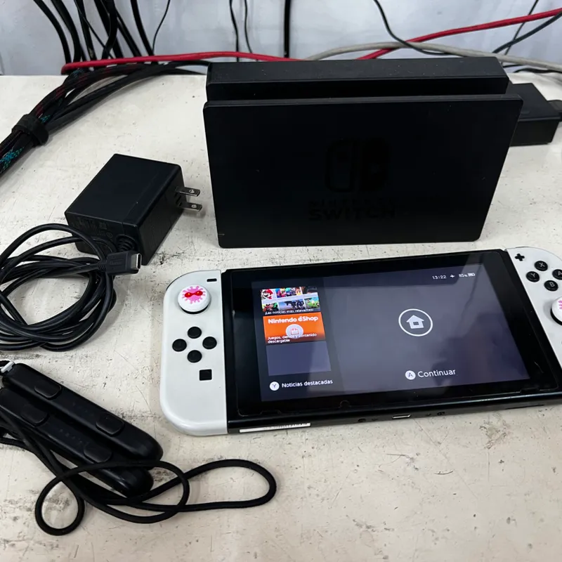 Nintendo Switch Pirateada por software + 256gb de micro sd