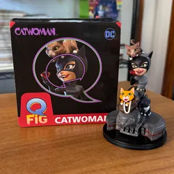 Catwoman QFig