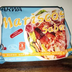 Sopa de fideos con camarón marwa