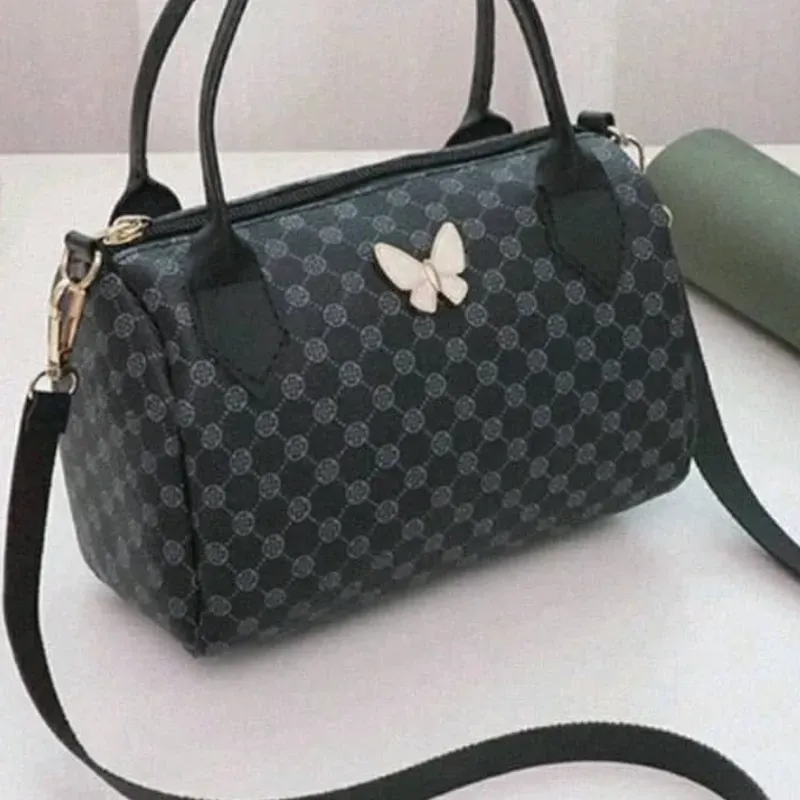 Cartera Negra Mariposa