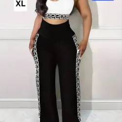 Conjunto Blanco y Negro Cuadros