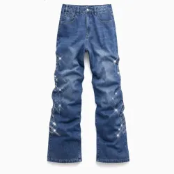 Azul letras al lado con perlas 