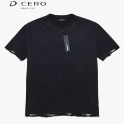 Negro estrella en el cuello Fashion Nova