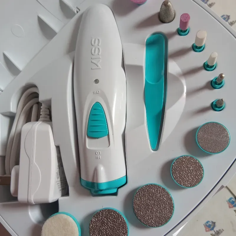 Kit recargable para manicura y pedicura