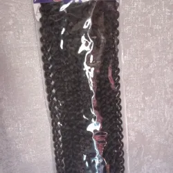 Moños de pelo crespo