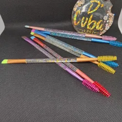 Pinceles con cepillos