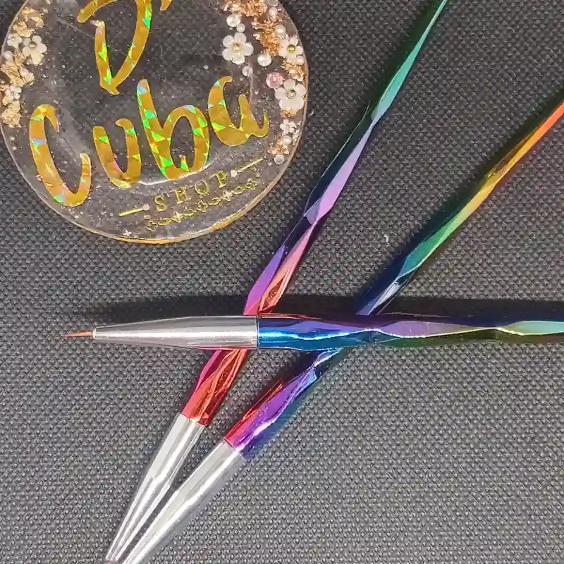 Pinceles linner tornasol